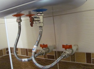 Подключение накопительного водонагревателя в Ижевске