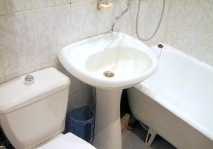 Установка раковины тюльпан в ванной в Ижевске